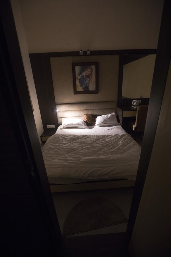 Auberge de jeunesse Backpackers Park à Calcutta Extérieur photo